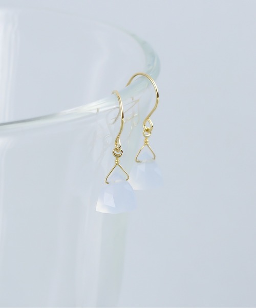 anqanq.（アンクアンク）の「【anqanq.】 K18 pyramid ピアス（ピアス（両耳用）・レディース・ブラウン/ブルー・ONE SIZE）」の6枚目の写真