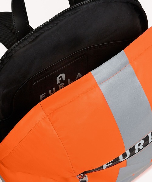 FURLA TECHNICAL M BACKPACK 袋付き リュック 8757 FURLA（フルラ）の「MAN TECHNICAL M BACKPACK（バックパック