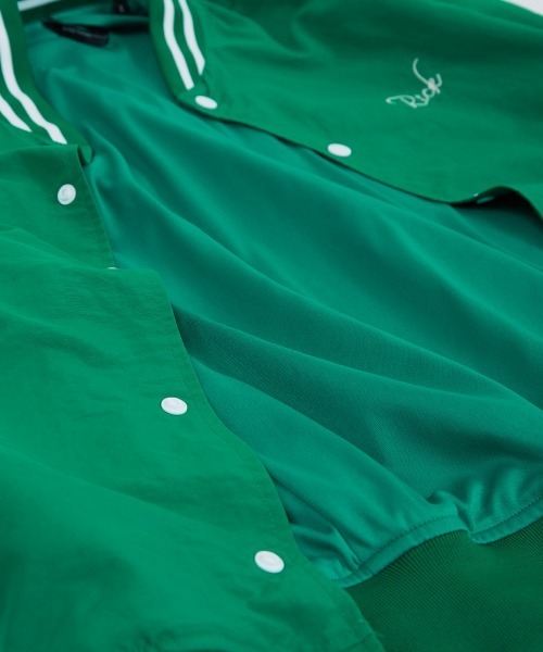 improves(インプローブス)の「バックロゴプリント ナイロン ワッシャー スタジアムジャンパー(スタジャン・メンズ・ブラック/グリーン/グレイッシュベージュ・MEDIUM/LARGE/X-LARGE)」の17枚目の写真