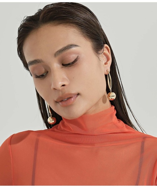 Settimissimo(セッティミッシモ)の「ボールモーチーフスイングピアス(ピアス(両耳用)・レディース・シルバー/ゴールド・FREE)」の6枚目の写真