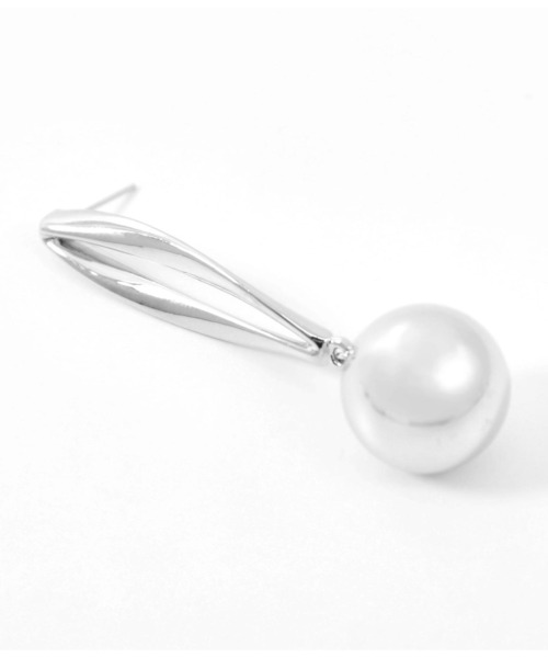 Settimissimo(セッティミッシモ)の「ボールモーチーフスイングピアス(ピアス(両耳用)・レディース・シルバー/ゴールド・FREE)」の10枚目の写真