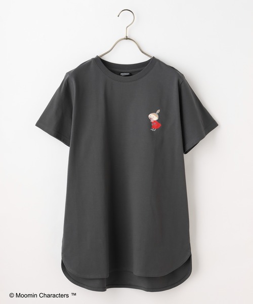 Honeys(ハニーズ)の「ムーミン/ゆるチュニック(Tシャツ/カットソー・レディース・カーキ/ベージュ/スミクロ/オフホワイト/ピンク系その他/ダークブルー・L/LL/M)」の17枚目の写真