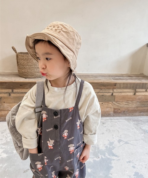 aimoha（アイモハ）の「aimoha-KIDS- 可愛い総柄プリントサロペット（サロペット/オーバーオール・キッズ・ダークグレー/ベージュ・120/90/80/110/100/130）」の5枚目の写真