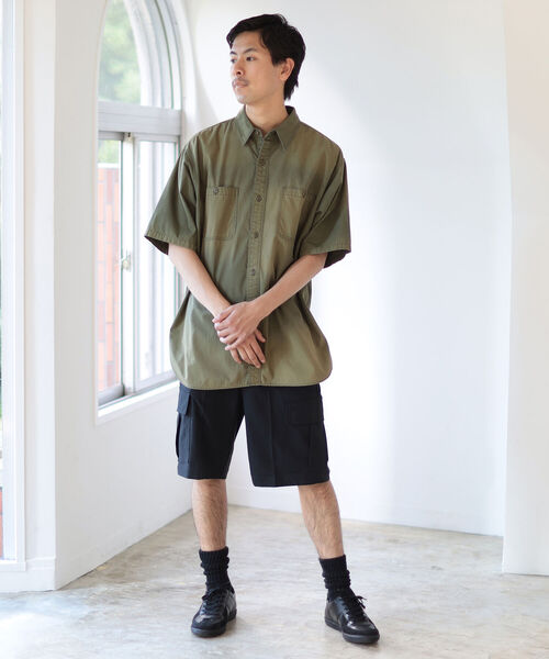 Dickies（ディッキーズ）の「Dickies(R) × BEAMS / 別注 Loose Polyester Cargo Shorts（その他パンツ・メンズ・ブラック/ベージュ・S/L/XL/M）」の3枚目の写真