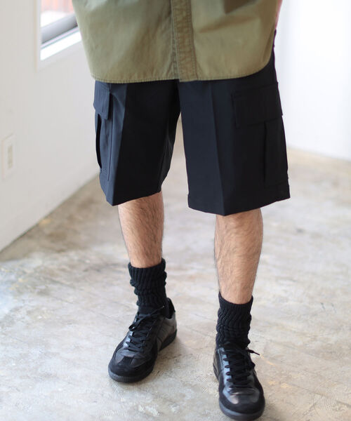 Dickies（ディッキーズ）の「Dickies(R) × BEAMS / 別注 Loose Polyester Cargo Shorts（その他パンツ・メンズ・ブラック/ベージュ・S/L/XL/M）」の11枚目の写真