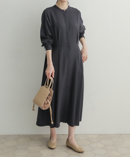 URBAN RESEARCH DOORS（アーバンリサーチドアーズ）の「タックフレア切替ワンピース（ワンピース・レディース・グリーン/ネイビー/ピンク・1/0）」の6枚目の写真