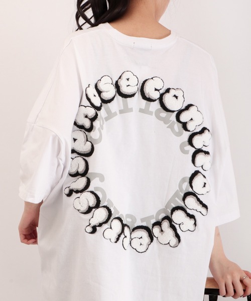 RE730（アールイーセブンサーティー）の「RE730 モンスターシルエット半袖Tシャツ（Tシャツ/カットソー・メンズ・ブラック/グレー/オフホワイト/イエロー/ホワイト系その他/ブラック系その他/グレー系その他/イエロー系その他/ホワイト系その他2/ホワイト系その他3/ホワイト系その他4/ホワイト系その他5/ホワイト系その他6/ブラック系その他2/ブラック系その他3/ブラック系その他4/ブラック系その他5/ブラック系その他6/グレー系その他2/グレー系その他3・M/L）」の3枚目の写真