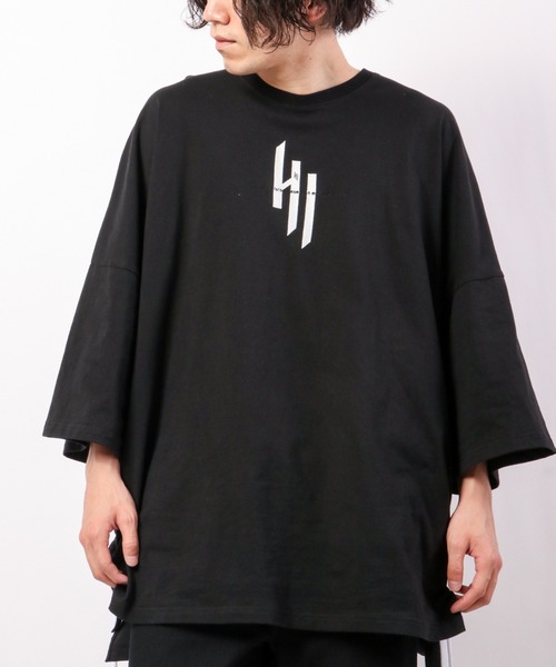 RE730（アールイーセブンサーティー）の「RE730 モンスターシルエット半袖Tシャツ（Tシャツ/カットソー・メンズ・ブラック/グレー/オフホワイト/イエロー/ホワイト系その他/ブラック系その他/グレー系その他/イエロー系その他/ホワイト系その他2/ホワイト系その他3/ホワイト系その他4/ホワイト系その他5/ホワイト系その他6/ブラック系その他2/ブラック系その他3/ブラック系その他4/ブラック系その他5/ブラック系その他6/グレー系その他2/グレー系その他3・M/L）」の21枚目の写真