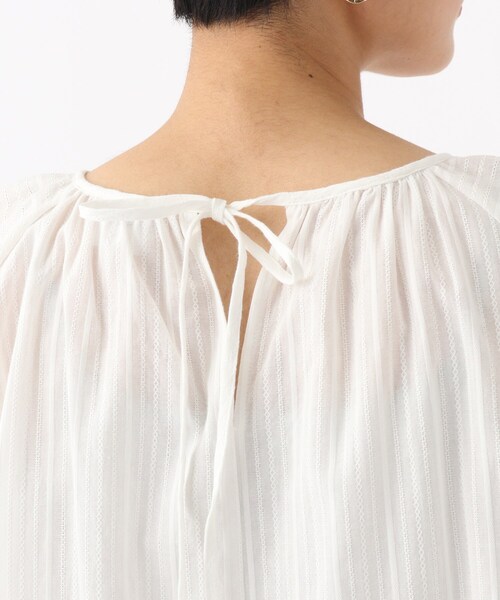 OPAQUE.CLIP（オペークドットクリップ）の「◆【C】コットンドビーストライプ ピンタックデザインブラウス（シャツ/ブラウス・レディース・ホワイト系/ブラック/ライトブルー・00）」の6枚目の写真