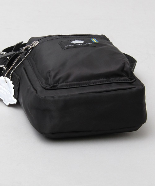 SCANDINAVIAN FOREST(スカンジナビアン・フォレスト)の「撥水 ナイロン スクエア ミニショルダーバッグ / ボックス型 / ハリネズミ(ショルダーバッグ・レディース・ブラック/グレー・FREE)」の8枚目の写真