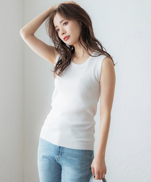 coca（coca）（コカ）の「絶妙Uネックリブニットトップス（ニット/セーター・レディース・ホワイト/ブラック/ブルー・ONE SIZE）」の2枚目の写真