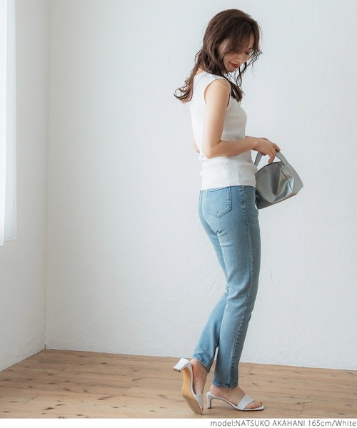 coca（coca）（コカ）の「絶妙Uネックリブニットトップス（ニット/セーター・レディース・ホワイト/ブラック/ブルー・ONE SIZE）」の13枚目の写真