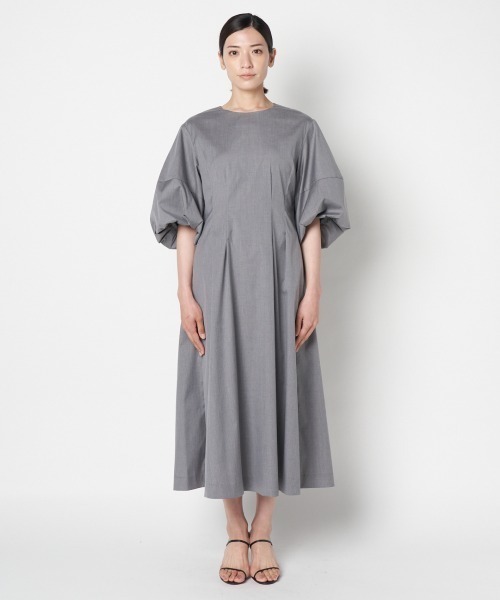 HELIOPOLE（エリオポール）の「COTTON VEIL BALLOON SLEEVE OP（ワンピース・レディース・ブルー/グレー/ブラック・38/36）」の13枚目の写真