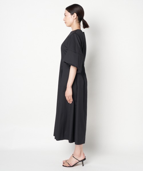 HELIOPOLE（エリオポール）の「COTTON VEIL BALLOON SLEEVE OP（ワンピース・レディース・ブルー/グレー/ブラック・38/36）」の15枚目の写真