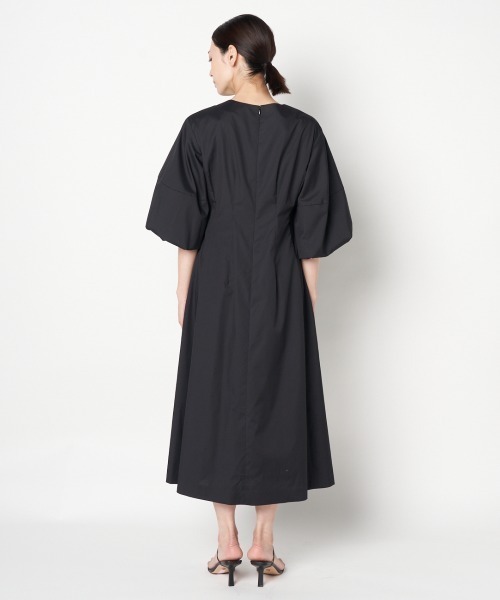 HELIOPOLE（エリオポール）の「COTTON VEIL BALLOON SLEEVE OP（ワンピース・レディース・ブルー/グレー/ブラック・38/36）」の16枚目の写真