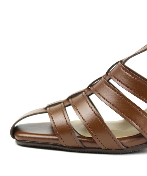 chocolates（チョコラテス）の「ヒールグルカサンダル【日本製】（サンダル・レディース・ブラック/ダークブラウン/アイボリー・LL/S/M/L）」の5枚目の写真