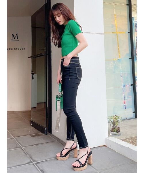 GYDA（ジェイダ）の「デコルテオープンリブニットトップス（ニット/セーター・レディース・ブラック/グリーン/オフホワイト・FREE）」の6枚目の写真