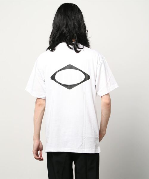 MSCHF（ミスチーフ）の「RHOMBUS CREWNECK T-SHIRT（Tシャツ/カットソー・レディース・ブラック/ホワイト・M/L）」の4枚目の写真