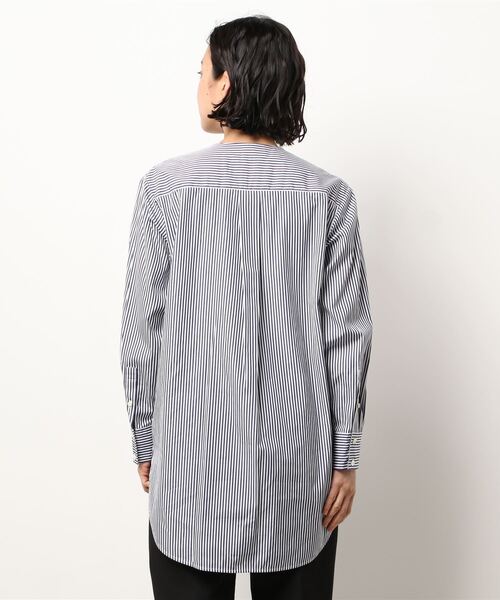Luftrobe(ルフトローブ)の「《Luftrobe》クルーネックチュニックブラウス(シャツ/ブラウス・レディース・ネイビー・9号/7号)」の3枚目の写真