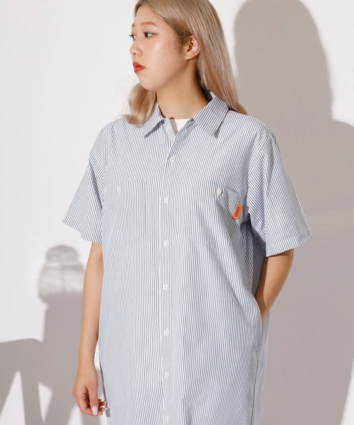UNIVERSAL OVERALL(ユニバーサルオーバーオール)の「UNIVERSAL OVERALL/ユニバーサルオーバーオール SHIRT OP シャツワンピース(ワンピース・レディース・グレー系その他/ホワイト系その他/ブルー系その他・FREE)」の18枚目の写真