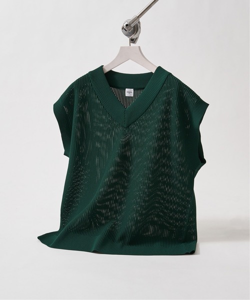 EDIFICE（エディフィス）の「スポンディッシュ リラックス ニットベスト（ベスト・メンズ・グリーン/ベージュ/ブルー/ブラック・MEDIUM/LARGE）」の4枚目の写真