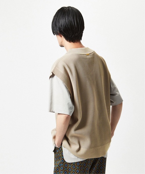 EDIFICE（エディフィス）の「スポンディッシュ リラックス ニットベスト（ベスト・メンズ・グリーン/ベージュ/ブルー/ブラック・MEDIUM/LARGE）」の9枚目の写真