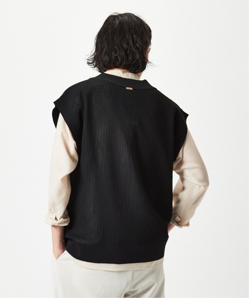 EDIFICE（エディフィス）の「スポンディッシュ リラックス ニットベスト（ベスト・メンズ・グリーン/ベージュ/ブルー/ブラック・MEDIUM/LARGE）」の13枚目の写真