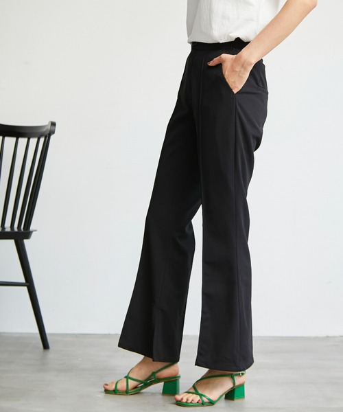 ECRIRE(エクリール)の「【yun_wearコラボ】サイドスリットカットソーツイルカラーパンツ(その他パンツ・レディース・ブラック/ブラウン/レッド/グリーン/アイボリー・S/M/L)」の3枚目の写真