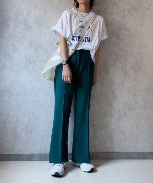 ECRIRE(エクリール)の「【yun_wearコラボ】サイドスリットカットソーツイルカラーパンツ(その他パンツ・レディース・ブラック/ブラウン/レッド/グリーン/アイボリー・S/M/L)」の16枚目の写真