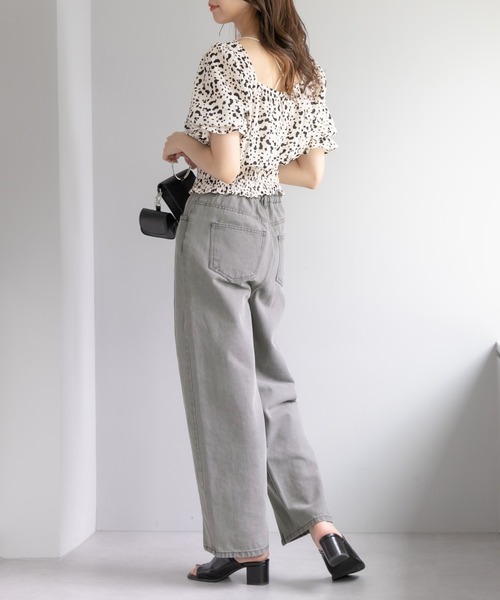 OLIVE des OLIVE（オリーブデオリーブ）の「前スリットゆるデニムパンツ（デニムパンツ・レディース・ブラック/アイボリー/ケミカルウォッシュ・FREE）」の11枚目の写真