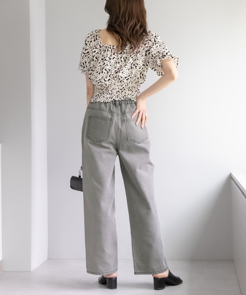 OLIVE des OLIVE（オリーブデオリーブ）の「前スリットゆるデニムパンツ（デニムパンツ・レディース・ブラック/アイボリー/ケミカルウォッシュ・FREE）」の12枚目の写真