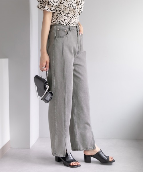 OLIVE des OLIVE（オリーブデオリーブ）の「前スリットゆるデニムパンツ（デニムパンツ・レディース・ブラック/アイボリー/ケミカルウォッシュ・FREE）」の14枚目の写真