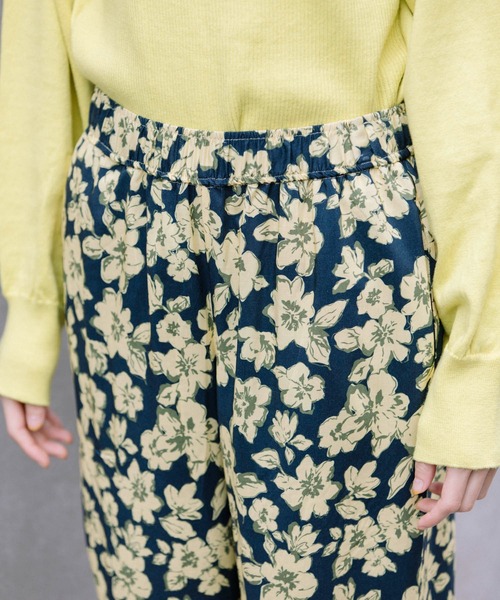 Munich（ミューニック）の「フラワープリントエコレーヨンワイドストレートパンツ（その他パンツ・レディース・レッド/イエロー/グリーン・S/M/XS）」の10枚目の写真