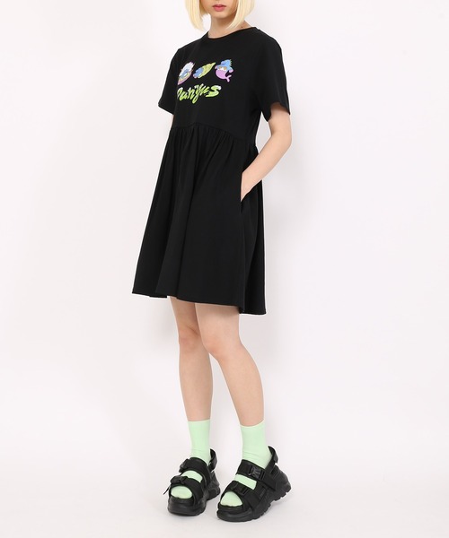 PUNYUS(プニュズ)の「DINO Tワンピース(ワンピース・レディース・ブラック/ライトパープル/ブルー・1/2/4/3)」の11枚目の写真