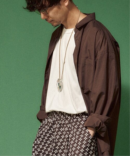 THOMAS MASON(トーマス メイソン)の「【THOMAS MASON / トーマス メイソン】オーバーサイズ レギュラーカラー シャツ(シャツ/ブラウス・メンズ・ブラック/グレー/ホワイト/ブラウン/ベージュ/ネイビー/ブルー系その他/ブルー系その他2/ブルー系その他3/ライトブルー/レッド系その他/オレンジ/グリーン系その他/ダークブルー/エメラルドブルー/ブルー系その他4・LARGE/MEDIUM/SMALL)」の5枚目の写真