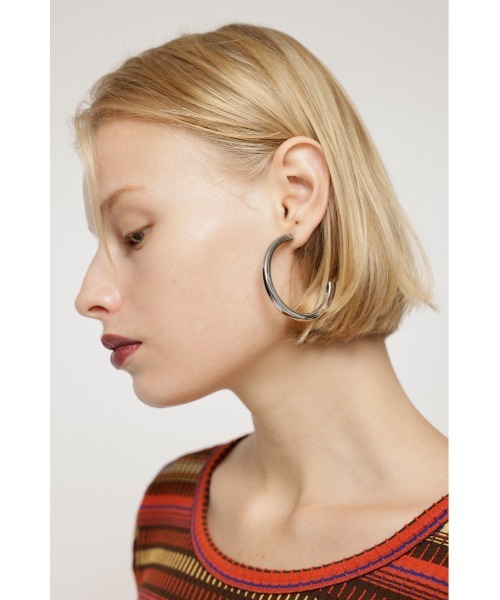 SLY（スライ）の「HOOP P/EARRING フープピアス（ピアス（両耳用）・レディース・シルバー/ゴールド・FREE）」の7枚目の写真