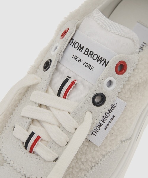 THOM BROWNE（トムブラウン）の「TECH RUNNER W/ RWB LACE LOOPS