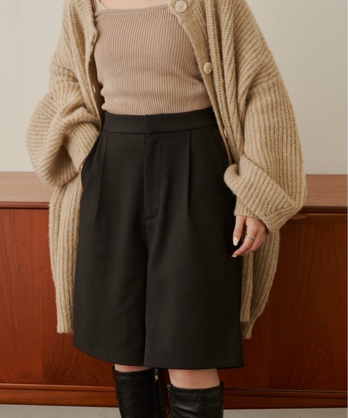 VANNIE U(ヴァニーユー)の「ストレートハーフパンツ(その他パンツ・レディース・ブラック/ブラウン・FREE)」の3枚目の写真