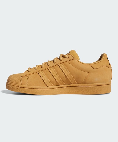 adidas(アディダス)の「スーパースター / Superstar / アディダスオリジナルス(スニーカー・メンズ・ベージュ・22.5cm/23.5cm/24.5cm/25.5cm/26.5cm/27.5cm/23.0cm/24.0cm/25.0cm/26.0cm/27.0cm/28.0cm/22.0cm/29.0cm/28.5cm)」の2枚目の写真