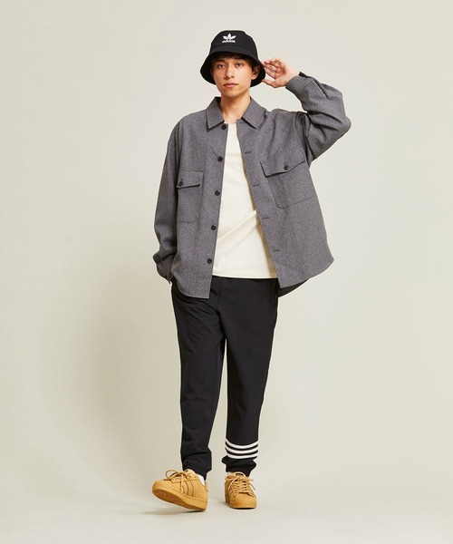 adidas(アディダス)の「スーパースター / Superstar / アディダスオリジナルス(スニーカー・メンズ・ベージュ・22.5cm/23.5cm/24.5cm/25.5cm/26.5cm/27.5cm/23.0cm/24.0cm/25.0cm/26.0cm/27.0cm/28.0cm/22.0cm/29.0cm/28.5cm)」の11枚目の写真