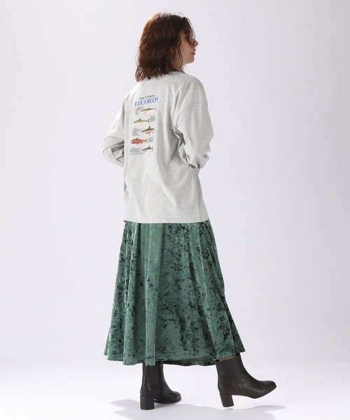 niko and...(ニコアンド)の「マイペットロングスリーブTシャツ(Tシャツ/カットソー・レディース・グレー/オフホワイト/ナチュラル/チャコール・MEDIUM/LARGE)」の18枚目の写真