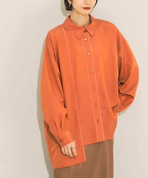 KBF（ケイビーエフ）の「リメイクシャンブレーシャツ（シャツ/ブラウス・レディース・オレンジ/ブラウン/ネイビー・ONE）」の12枚目の写真