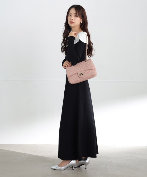 ALTROSE（アルトローズ）の「【500mlペットボトル収納可】キルティング チェーン ショルダーバッグ 2WAY ルルナ（ショルダーバッグ・レディース・ブラック/ベージュ/ピンク/アイボリー/ワイン/ブルー/ライトピンク・FREE）」の16枚目の写真