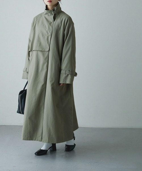 etoll.（エトル）の「スタンドカラーフラップコート（トレンチコート・レディース・アイボリー/ベージュ/ライトカーキ/ブラック/モカ・M）」の13枚目の写真