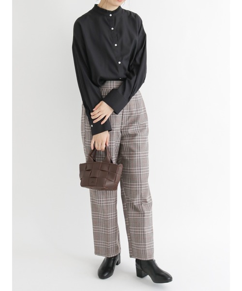 Samansa Mos2 blue（サマンサモスモスブルー）の「衿フリルブラウス（シャツ/ブラウス・レディース・グリーン/ブラック/オフホワイト・ﾌﾘ-）」の6枚目の写真