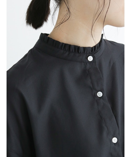 Samansa Mos2 blue（サマンサモスモスブルー）の「衿フリルブラウス（シャツ/ブラウス・レディース・グリーン/ブラック/オフホワイト・ﾌﾘ-）」の12枚目の写真