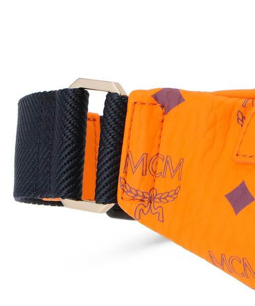 MCM(エムシーエム)の「MCM/エムシーエム/Belt Bag Small/ベルトバッグ スモール(ボディバッグ/ウエストポーチ・レディース・ブラウン/オレンジ・00)」の13枚目の写真