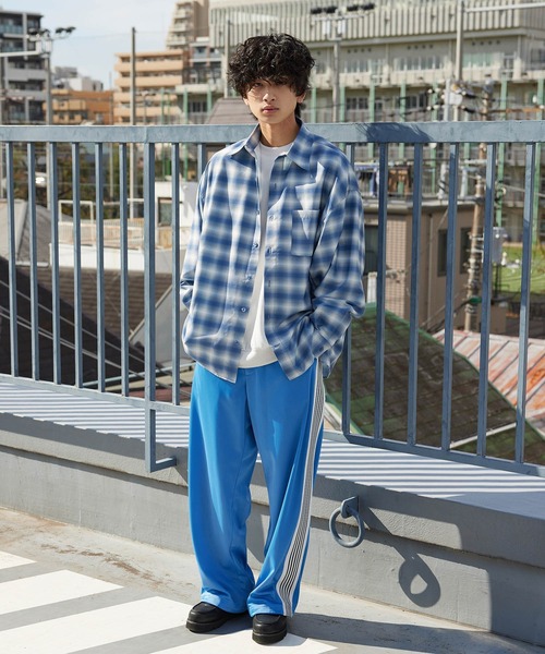 re_k by JUNRED（レクバイジュンレッド）の「re_k by JUNRED / サイドテープトラックワイドパンツ（その他パンツ・メンズ・ブラック/ブルー・S/M/L）」の7枚目の写真