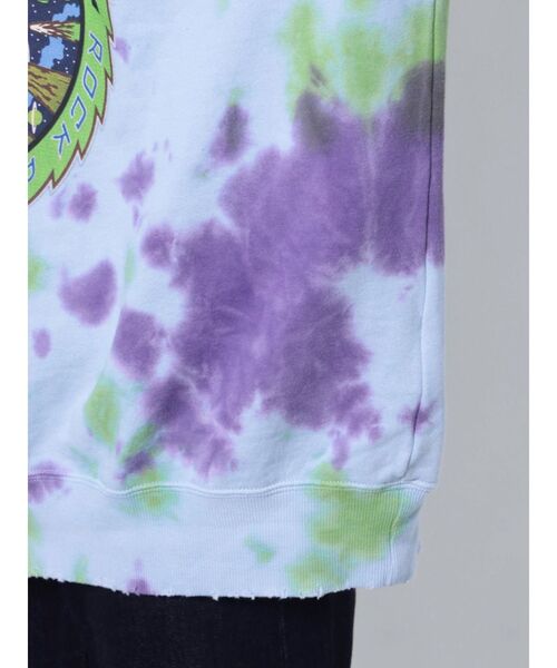 jouetie（ジュエティ）の「KISS ダメージプルオーバー【コラボ】（スウェット・レディース・ブラック/レッド/その他1・MEDIUM）」の21枚目の写真