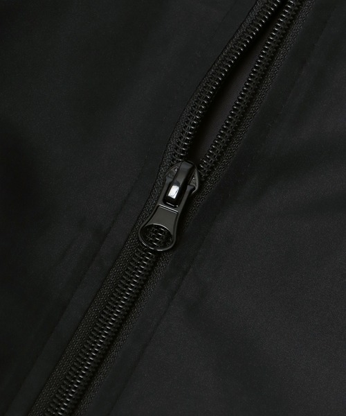 Salong hameu（サロン ハミュー）の「切替配色ナイロンパーカー/ジップブルゾン（ナイロンジャケット・レディース・グリーン/ベージュ/オレンジ/サックスブルー・M/L）」の12枚目の写真